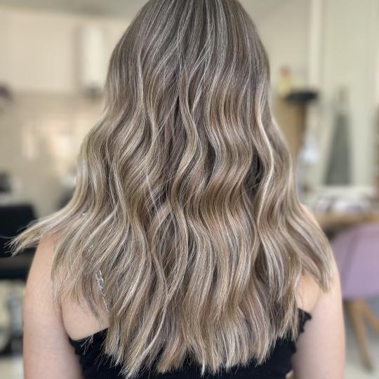 Kala #novisad Pramenovi Balayage - duga kosa
