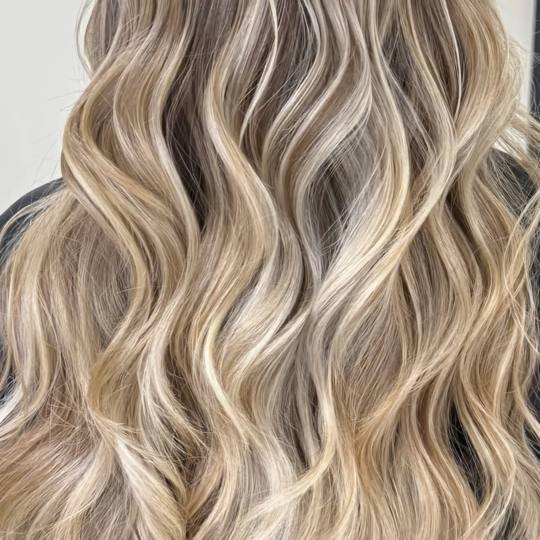 Esthetique Privé #beograd Ombre, sombre, balayage GOLDWELL Balayage + preliv + feniranje - extra du