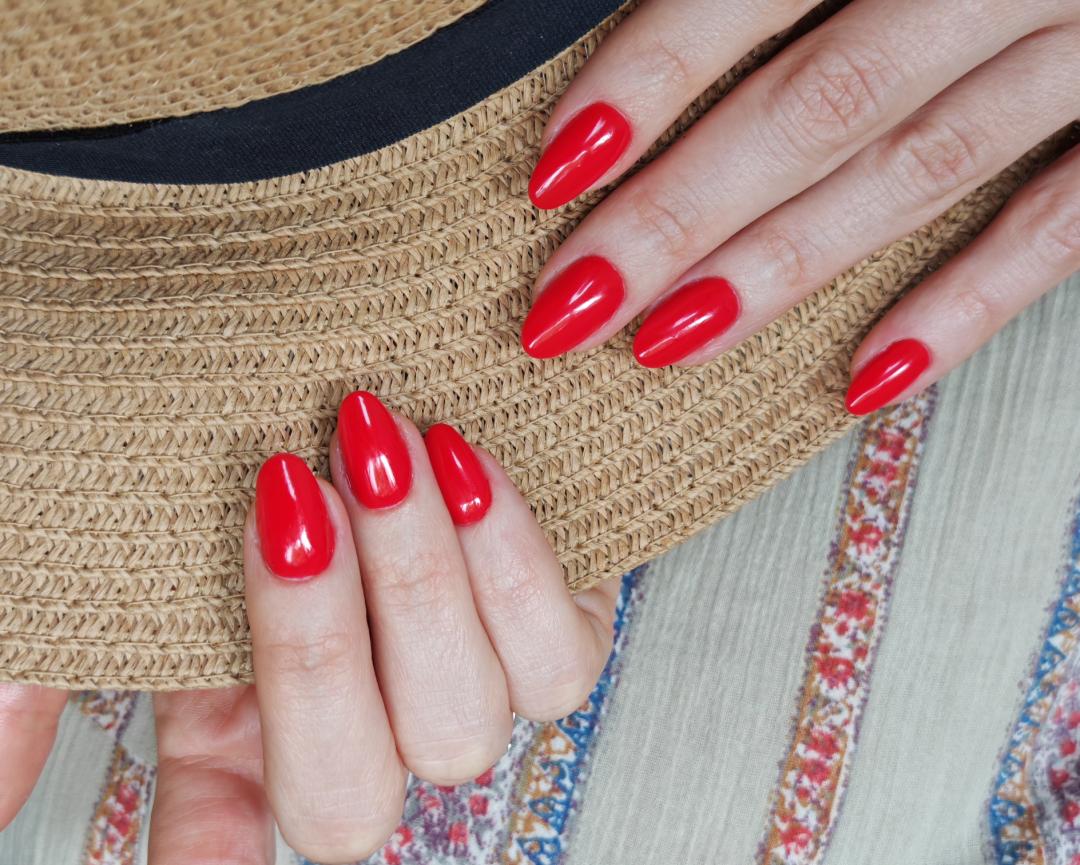 Manikir + trajni lak + ojačavanje noktiju - L dužina - Sleek beauty studio, Beograd Manikir Nokti Manikir, Beograd, Vukov spomenik, Đeram