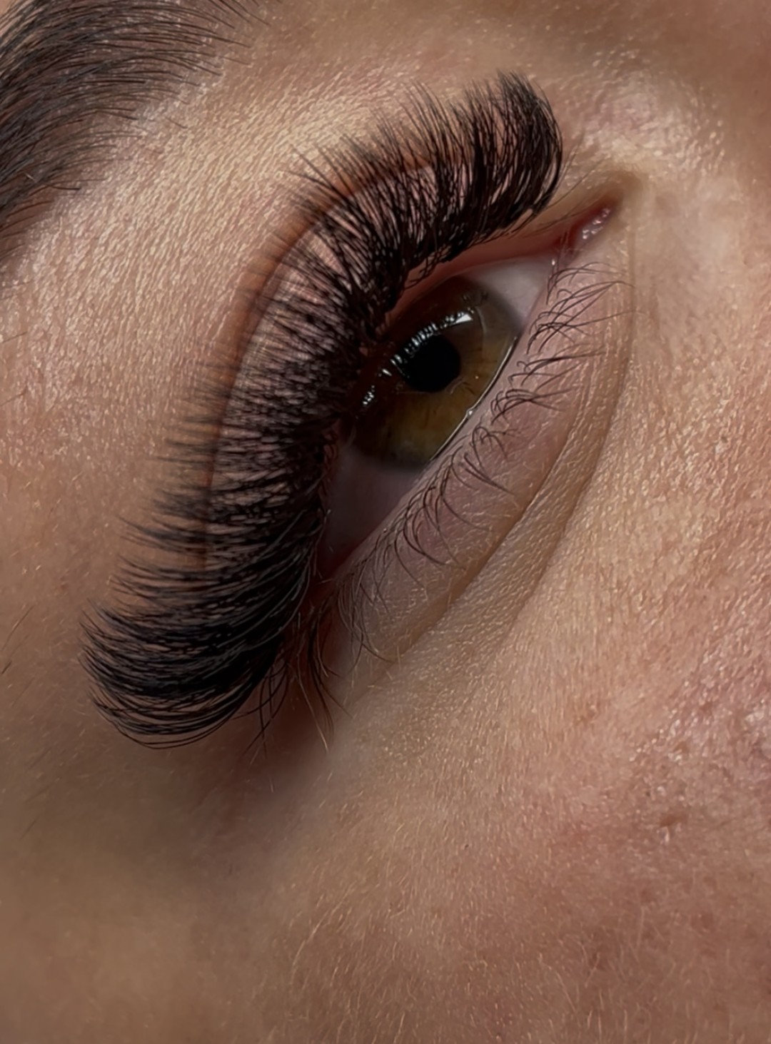 Jo Lash Academy #novisad Air brush potamnjivanje kože Nadogradnja trepavica - 5D volumen