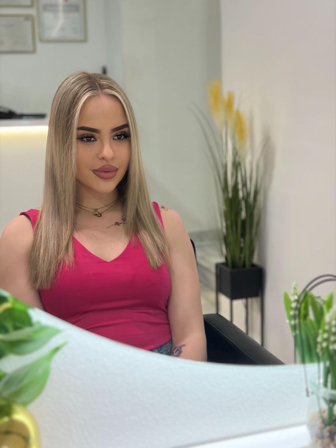 Atelje Glossy Hair #beograd Pramenovi Pramenovi na foliju - duga kosa