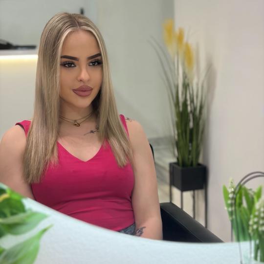 Atelje Glossy Hair #beograd Pramenovi Pramenovi na foliju - duga kosa