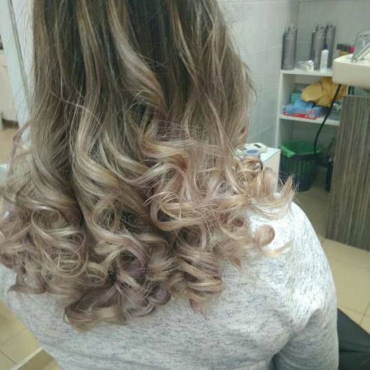Happiness #nis Ombre, sombre, balayage Pramenovi u više boja + preliv cele dužine - duga kosa ombr