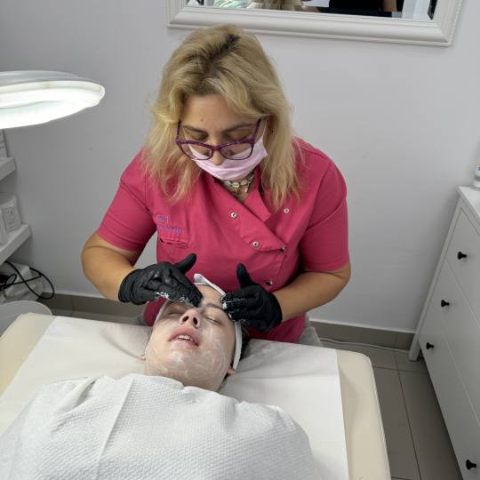 GM Beauty studio #beograd Tretman lica Higijenski tretman lica + ampula KAKO IZGLEDAJU HIGIJENSKI TR