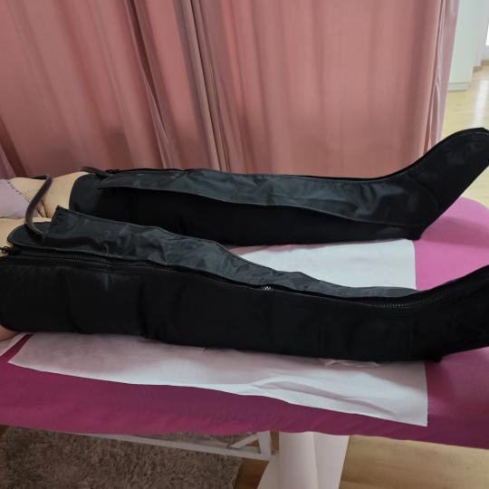 Mademoiselle Natalie studio #beograd Anticelulit masaža 10 maderoterapija+ 3 preso terapija nogu An