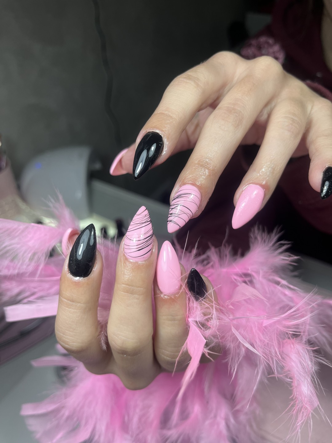 Xenija beauty #beograd Manikir Izlivanje noktiju gelom - M / L dužina