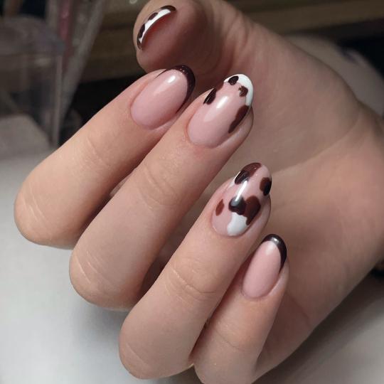 Nails Studio #beograd Ukrašavanje noktiju Dizajn / ukrašavanje noktiju - dodatak uz uslugu