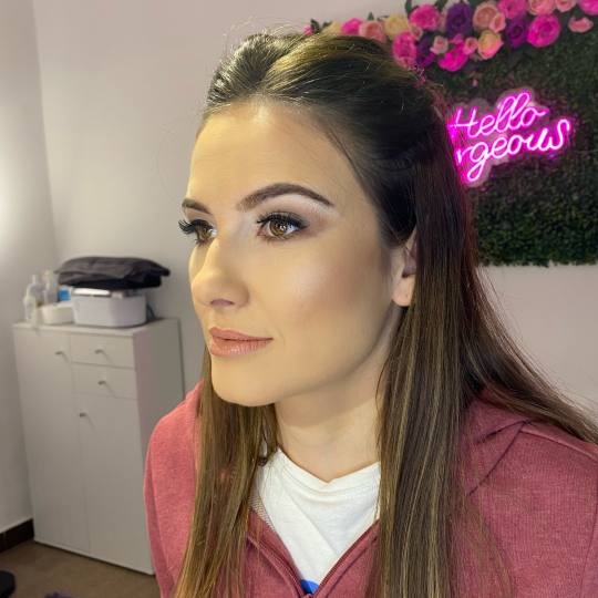 Princess beauty #nis Make-up / šminkanje Profesionalno šminkanje + veštačke trepavice