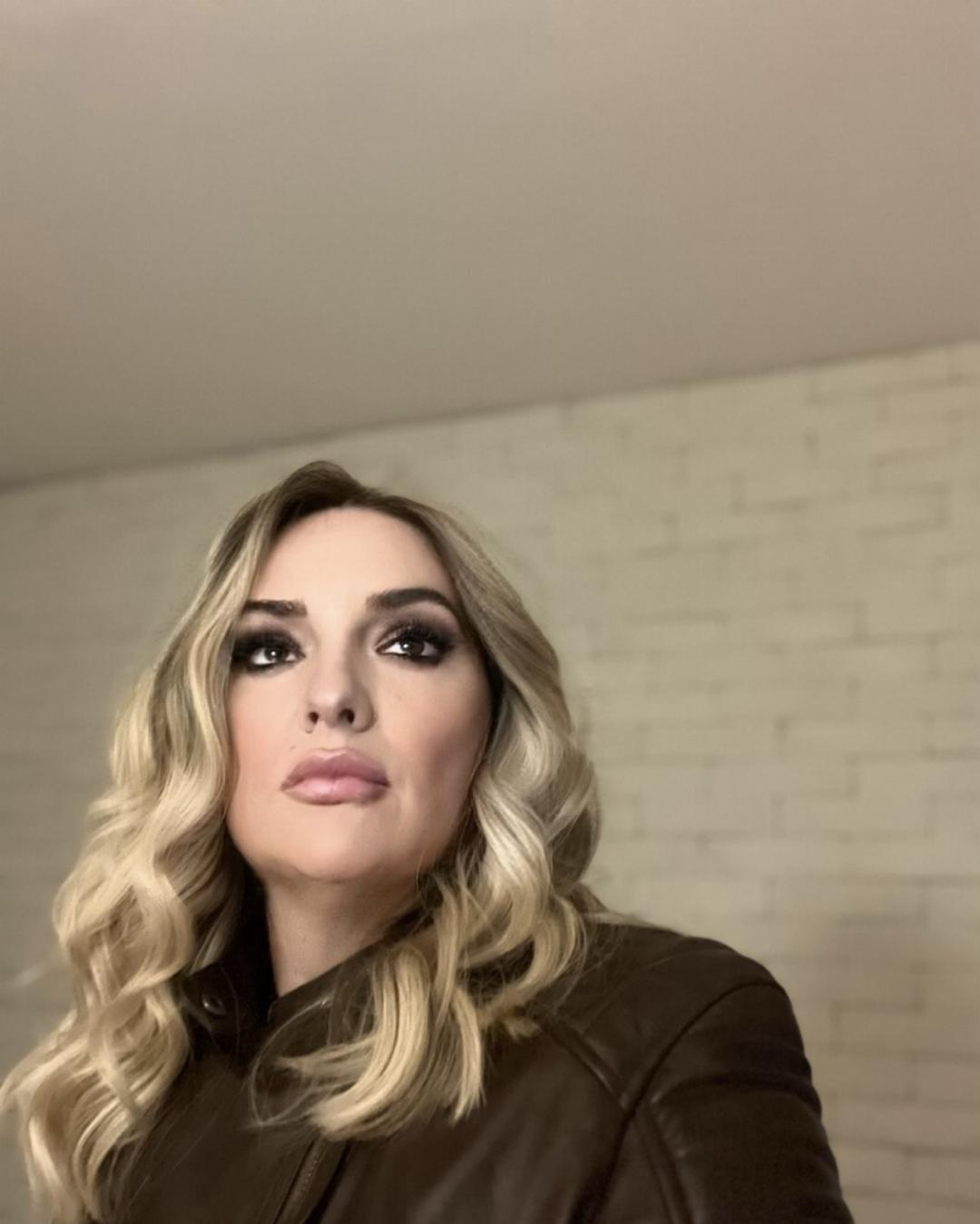 Balayage / Airtouch / Babylights - kosa preko ramena - Bella Nova, Beograd Ombre, sombre, balayage Frizerski saloni Ombre, sombre, balayage, Beograd, Vukov spomenik, Đeram