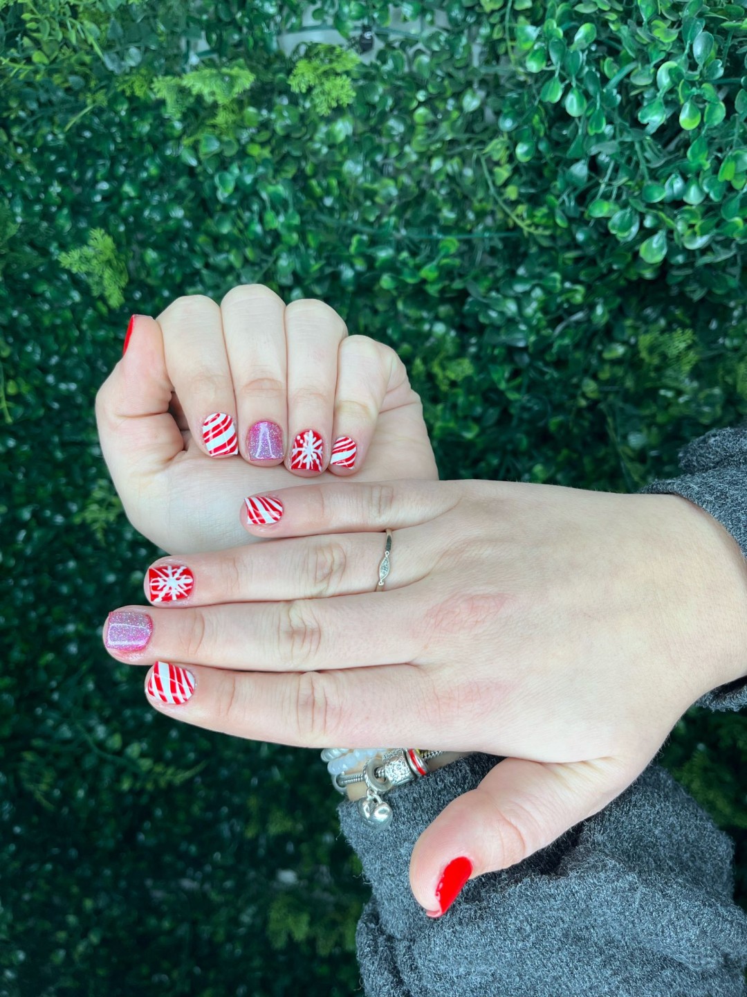 Estetic Studio 7 #beograd Manikir Aparatni manikir + gel lak prvo mazanje - S dužina