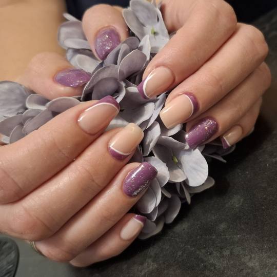 Mango beauty studio #novisad Korekcija noktiju Korekcija noktiju