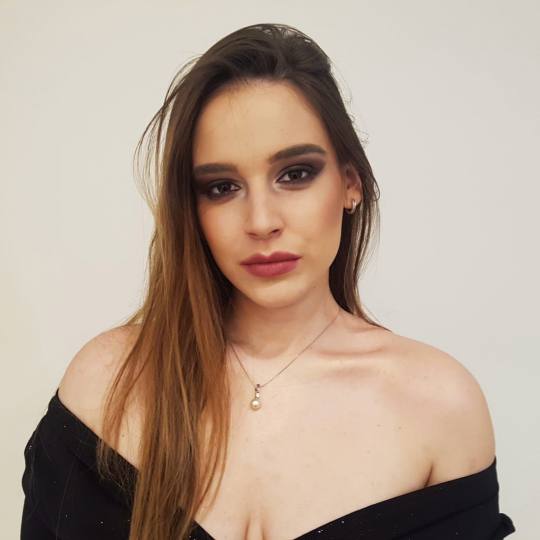 GM Beauty studio #beograd Make-up / šminkanje Profesionalno šminkanje + veštačke trepavice Šmin