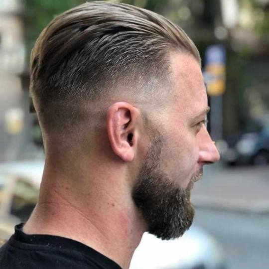 Headroom #beograd Muško šišanje Muško šišanje makazama + mašinicom ✂ Nikola