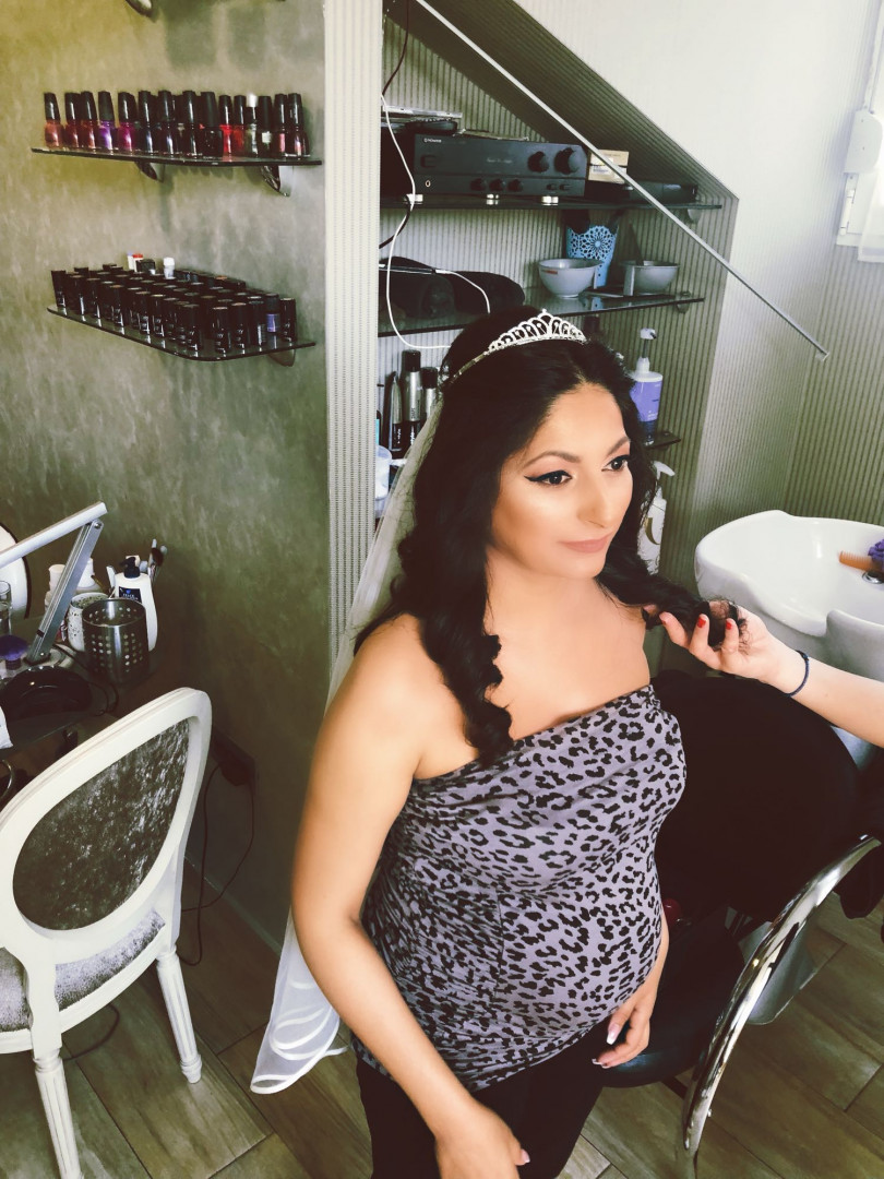 Bibi beauty centar #beograd Make-up / šminkanje Profesionalno šminkanje + veštačke trepavice + svečana frizura