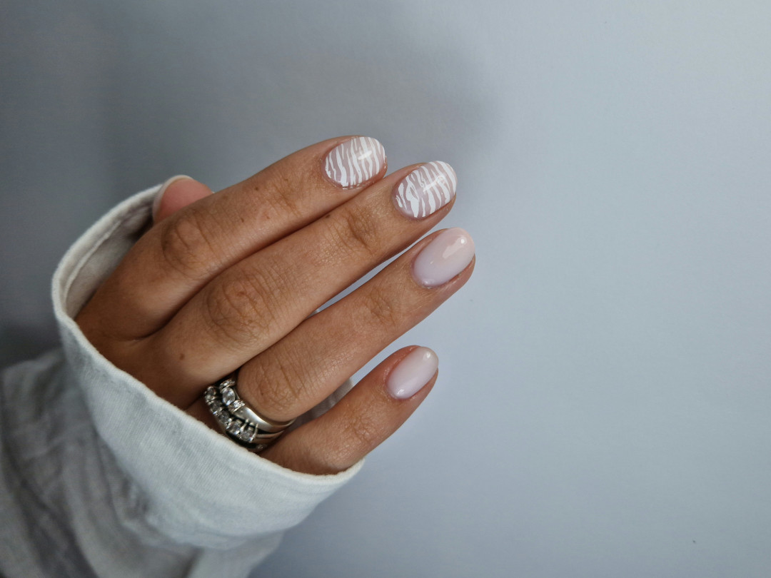 Ojačavanje prirodnih noktiju gelom - Princess beauty, Niš Gel lak Nokti Gel lak, Niš, Palilula