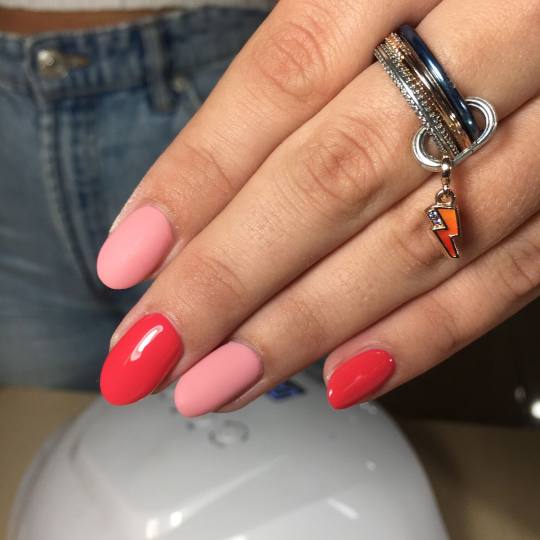 Fenix #beograd Gel lak Manikir + gel lak - rubber baza