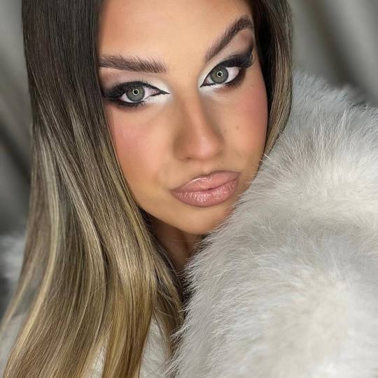 Vanity Hair #beograd Make-up / šminkanje Čas šminkanja - Našminkaj se sama