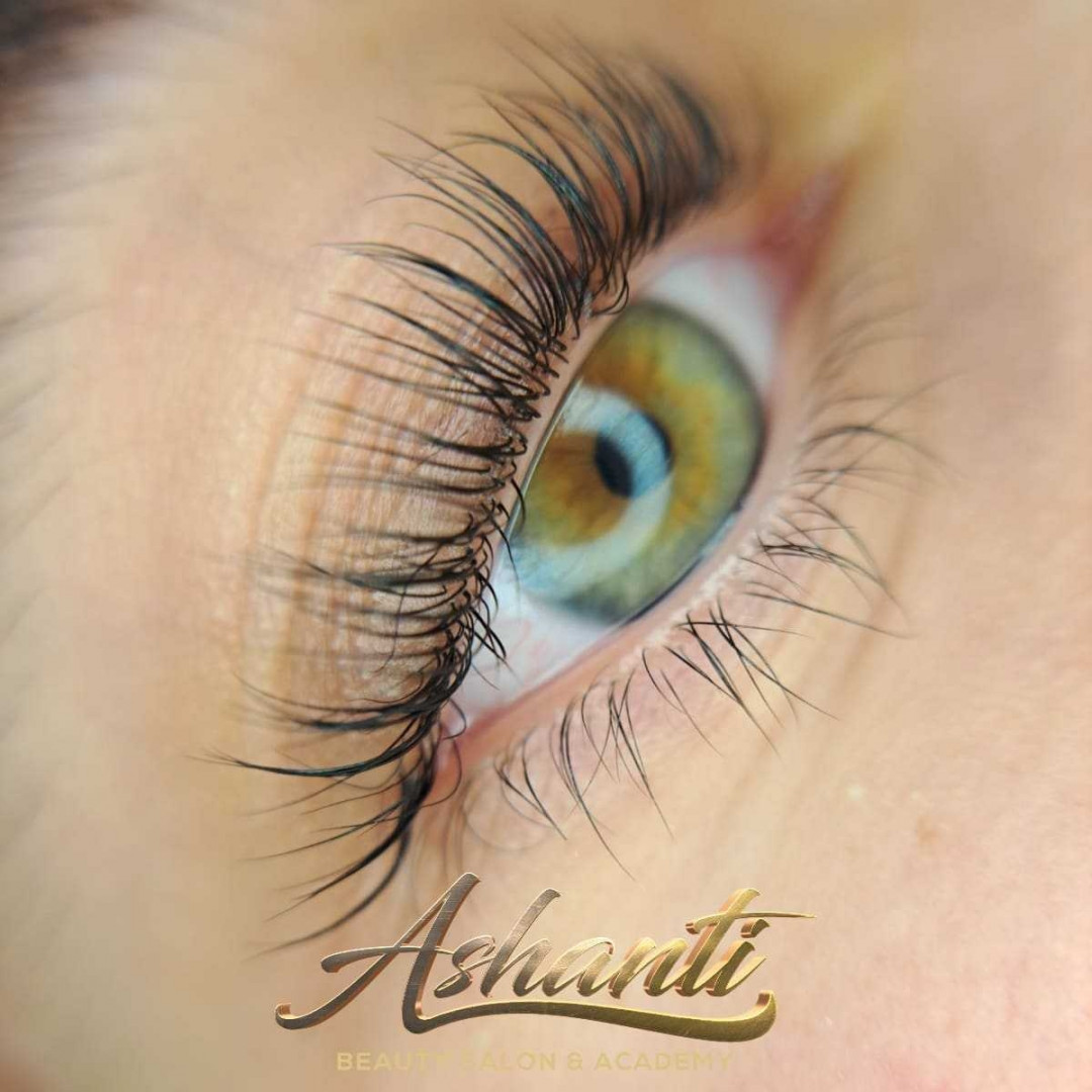 Ashanti Beauty Salon & Academy #beograd Trepavice Lash lift + farbanje trepavica