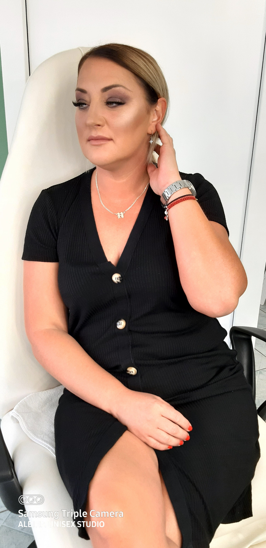 Albina Unisex Studio Lepote #temerin Make-up / šminkanje Profesionalno šminkanje + veštačke trepavice