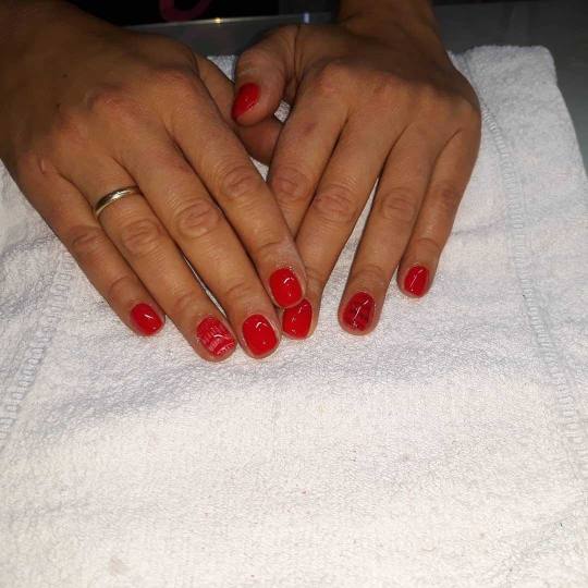 Nevena #beograd Manikir gel lak Manikir + gel lak