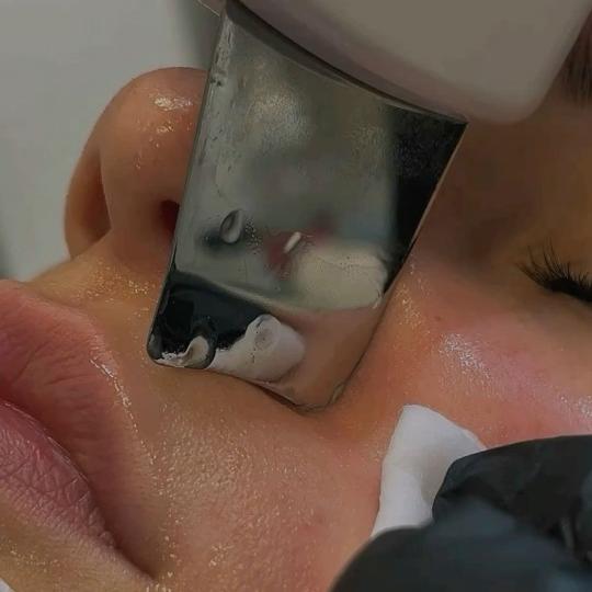 L’Avenue #beograd Tretman lica Higijenski tretman lica sa ultrazvučnim čišćenjem