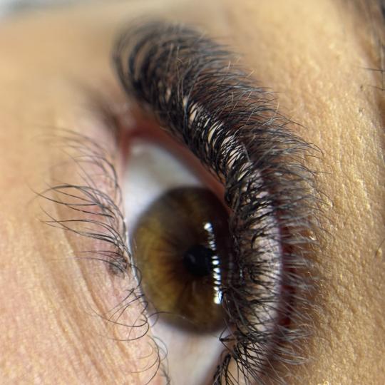 Isi lashes #beograd Nadogradnja trepavica Nadogradnja trepavica - 3D