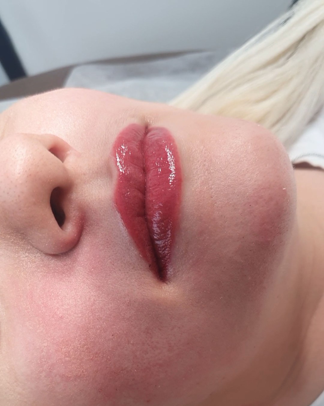 Studio O #novisad Trajna šminka Trajna šminka - akvarel usne