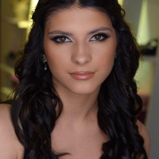 Ivana Vit #beograd Make-up / šminkanje Šminkanje za maturu Jača šminka za veliku maturu