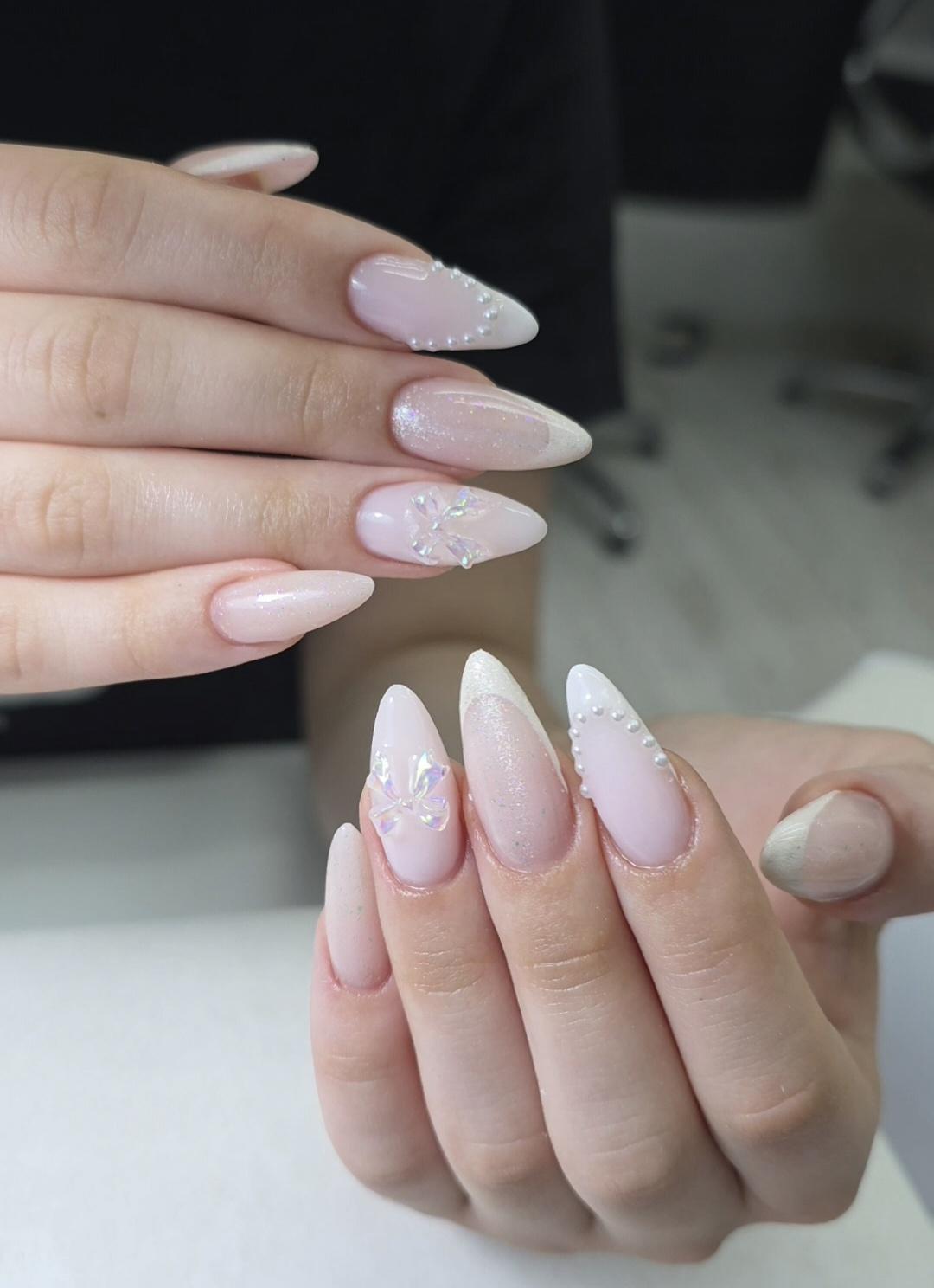 Izlivanje noktiju gelom - L dužina - Beauty & Fashion, Beograd Izlivanje noktiju Nokti Izlivanje noktiju, Beograd, Mirijevo