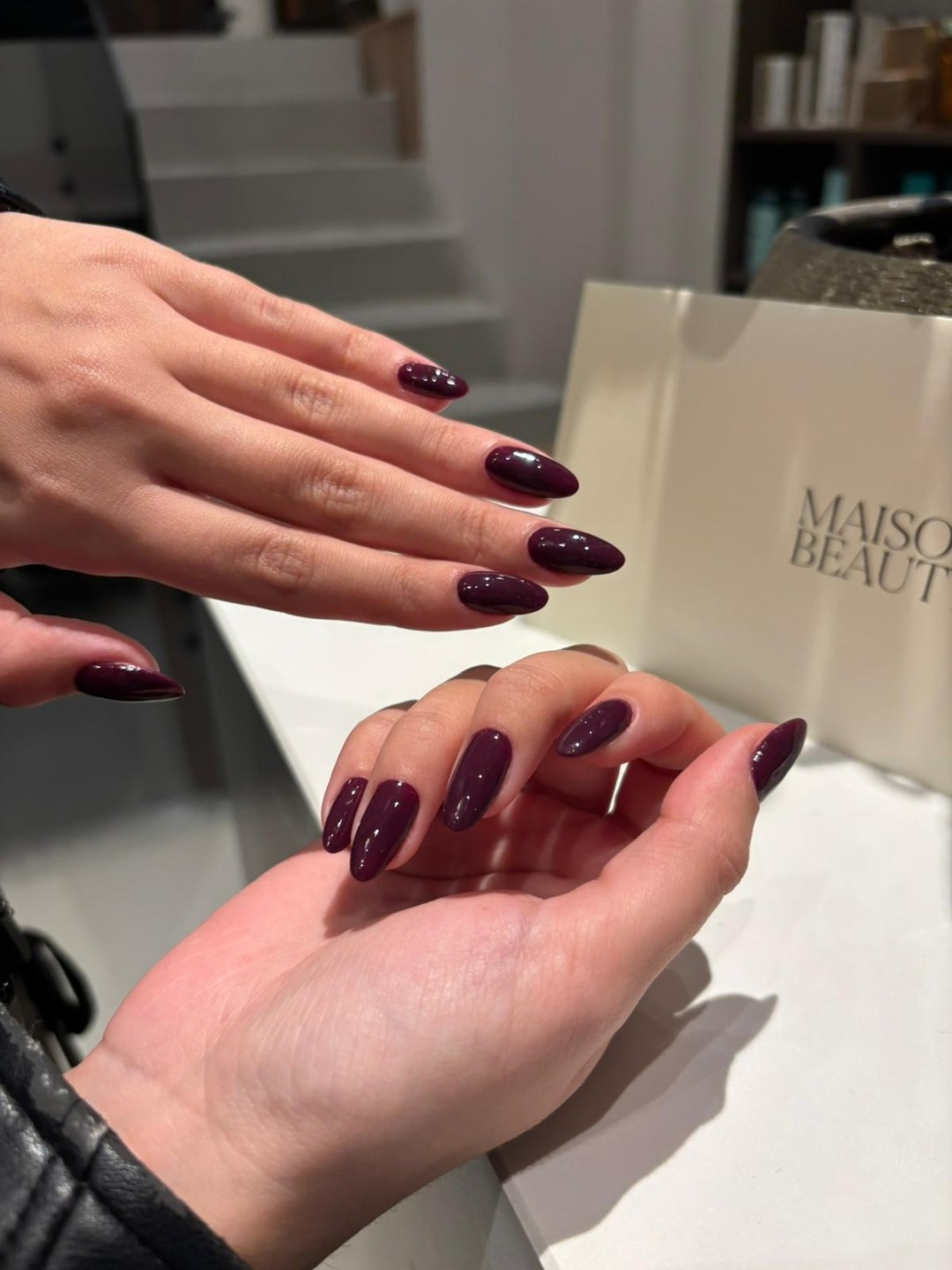 Maison Beauty #beograd Manikir Manikir + ojačavanje noktiju rubber bazom