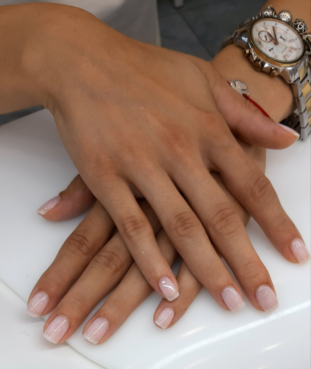 Albina Unisex Studio Lepote #temerin Gel lak Gel lak, ruber baza- ruke i mini manikir (bez skidanja tuđeg materijala)