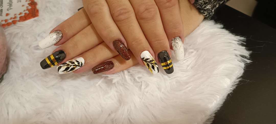 Nail Studio MPN #beograd Izlivanje noktiju