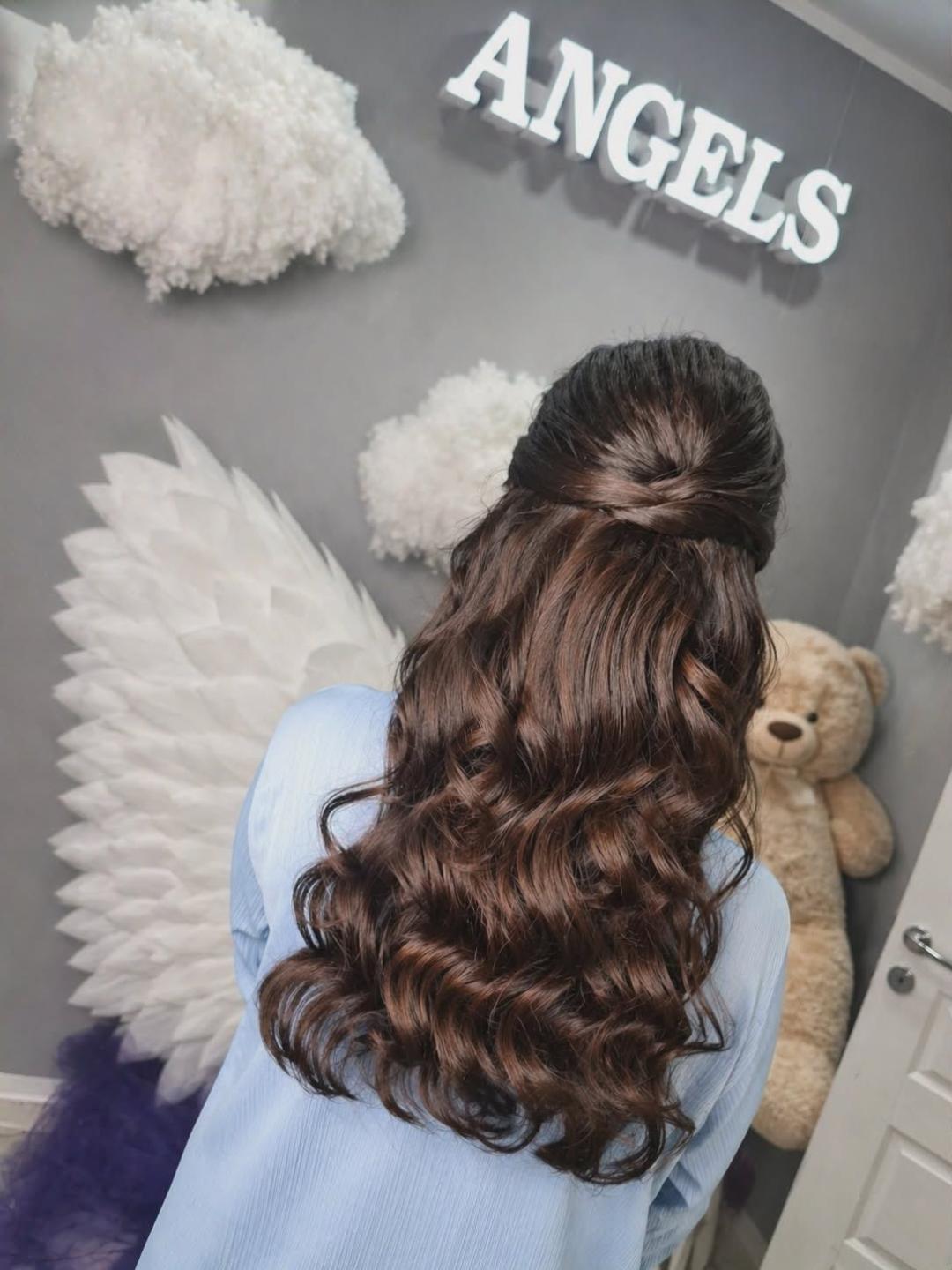Svečana frizura - Angels, Novi Sad Svečane i frizure za svadbu Frizerski saloni Svečane i frizure za svadbu, Novi Sad, Centar - Stari grad