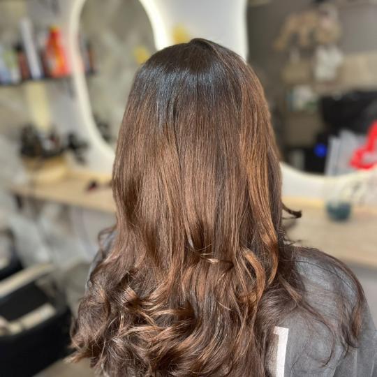 Slavica #beograd Feniranje i stilizovanje Feniranje na lokne - duga kosa sisanje