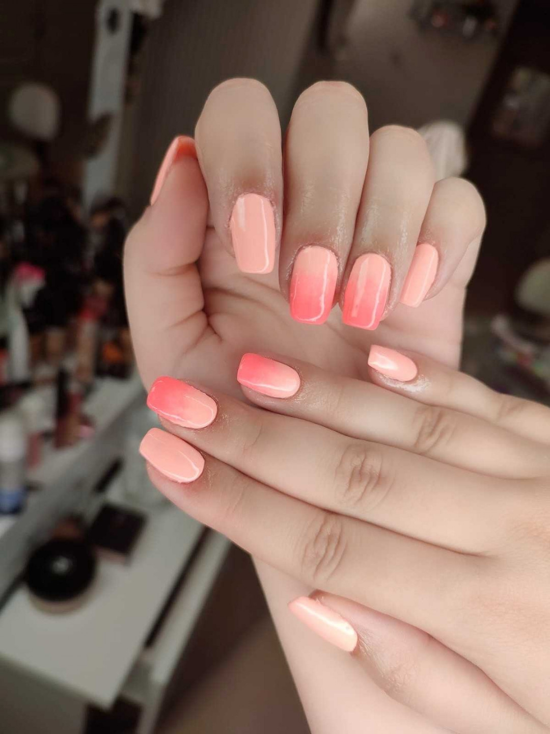 Bibi beauty centar #beograd Izlivanje noktiju Izlivanje noktiju gelom - kratki nokti