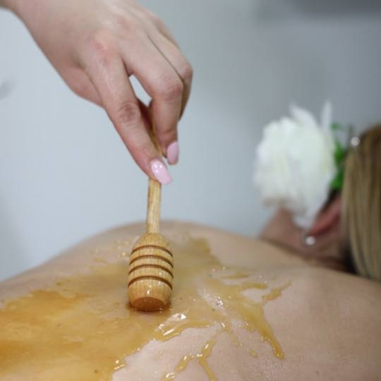 Hit #beograd Masaža za opuštanje / relax / antistres Masaža čokoladom - za dame