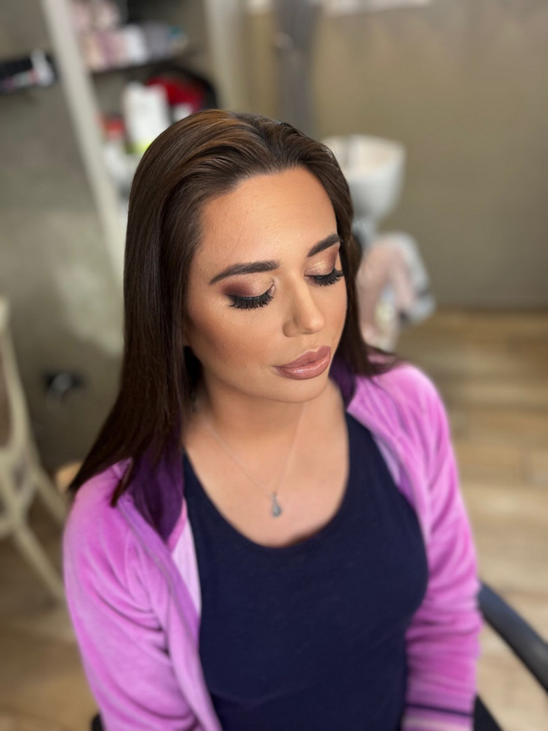 Bibi beauty centar #beograd Make-up / šminkanje Profesionalno šminkanje + feniranje ravno