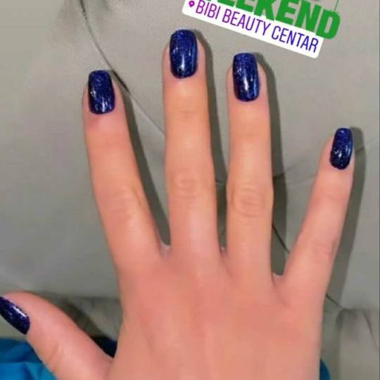 Bibi beauty centar #beograd Gel lak Gel lak - ruke gel.lak ovog vikenda 20% popusta