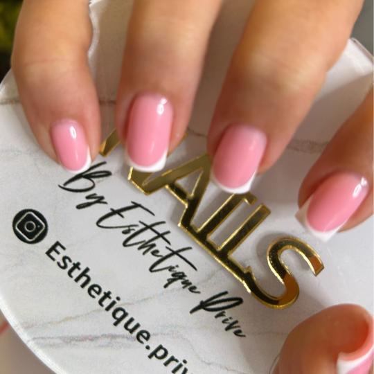 Esthetique Privé #beograd Ukrašavanje noktiju French/Ombre/Chrome