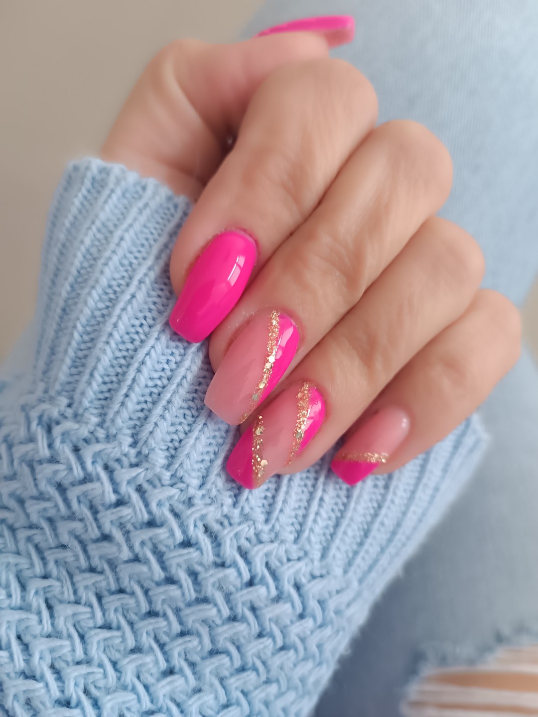 Taci nail art #beograd Ojačavanje noktiju Ojačavanje prirodnih noktiju gelom