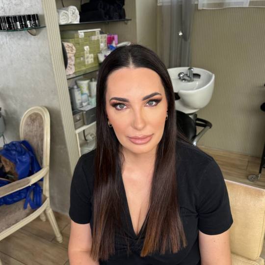 Bibi beauty centar #beograd Make-up / šminkanje Profesionalno šminkanje + veštačke trepavice #sm