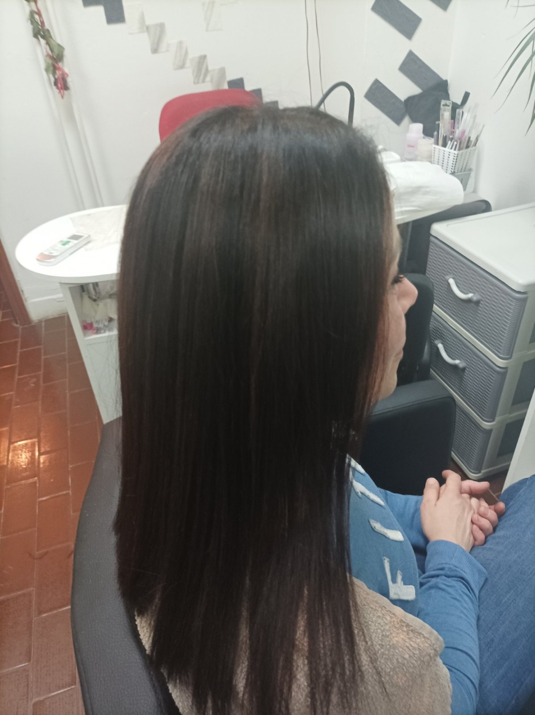 Shiny Look Gordina #nis Keratinski tretmani Keratinsko ispravljanje kose - duga tanka kosa