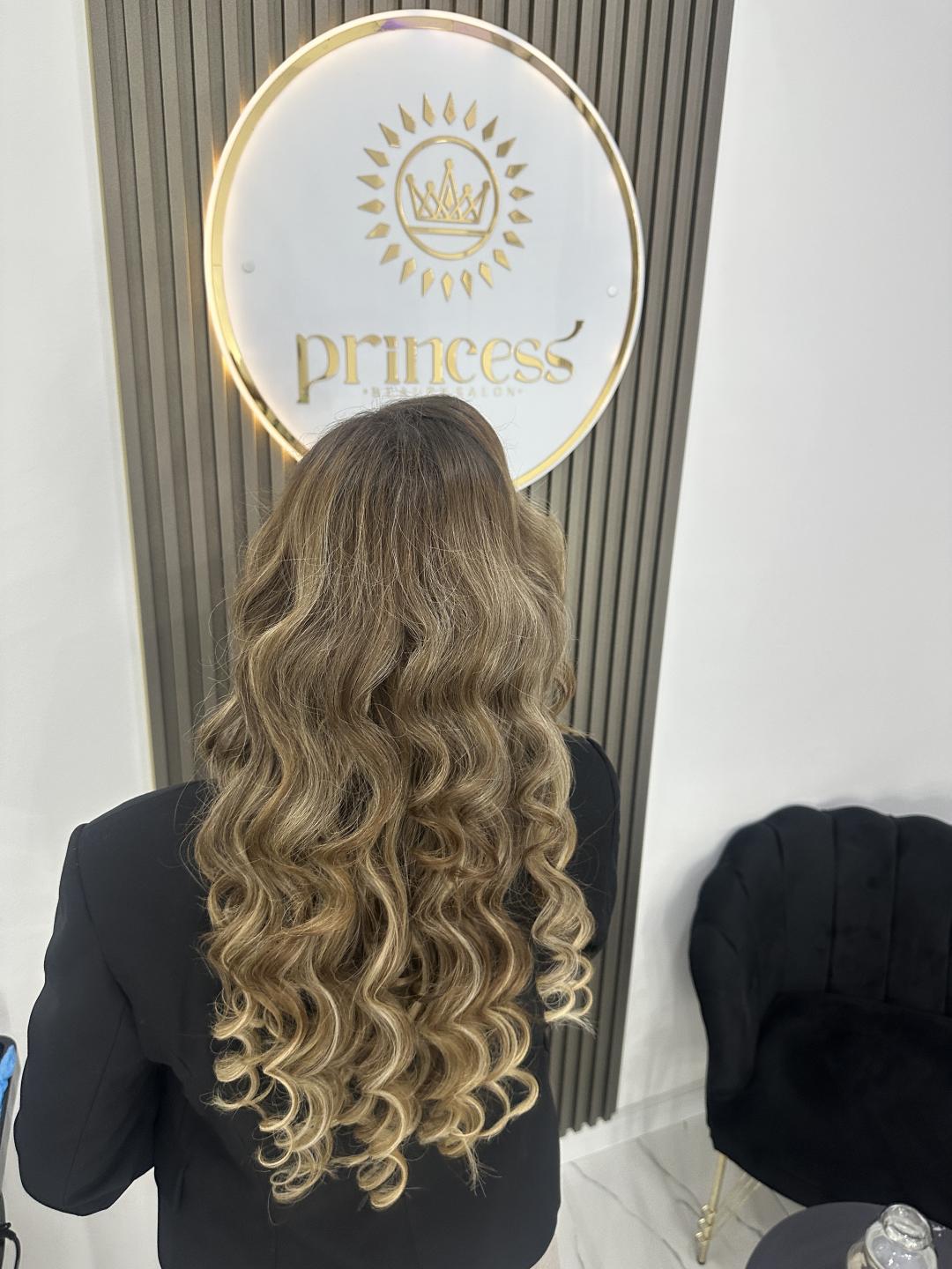 Princess beauty #nis Farbanje kose Svečana frizura talasi - duga kosa