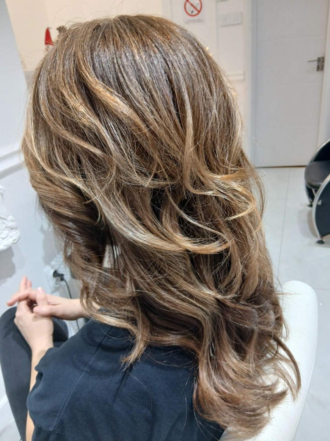 Dve mace 2 #beograd Ombre, sombre, balayage Balayage / ombre - kosa srednje dužine