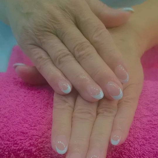 Black Diamond Maroli #novisad Izlivanje noktiju Izlivanje noktiju gelom - S dužina