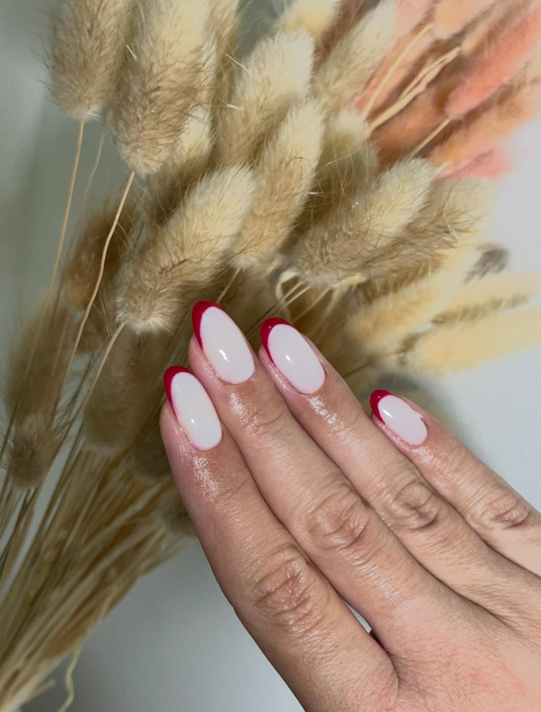 Mit Šik #beograd Izlivanje noktiju Izlivanje noktiju gelom - M dužina