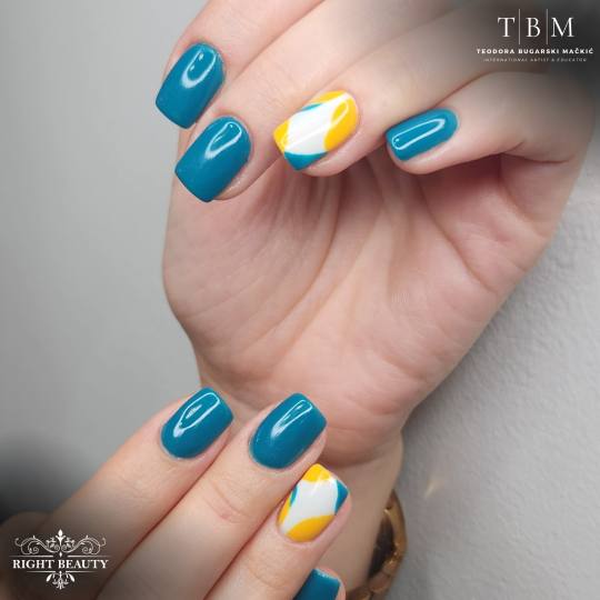 Right Beauty #beograd Gel lak Ojačavanje noktiju gelom dužina 1 - kod Teodore