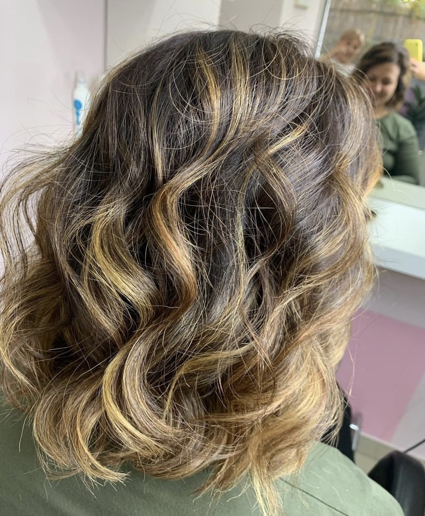 Studio Marijana #beograd Farbanje kose Balayage / Ombre - kosa srednje dužine