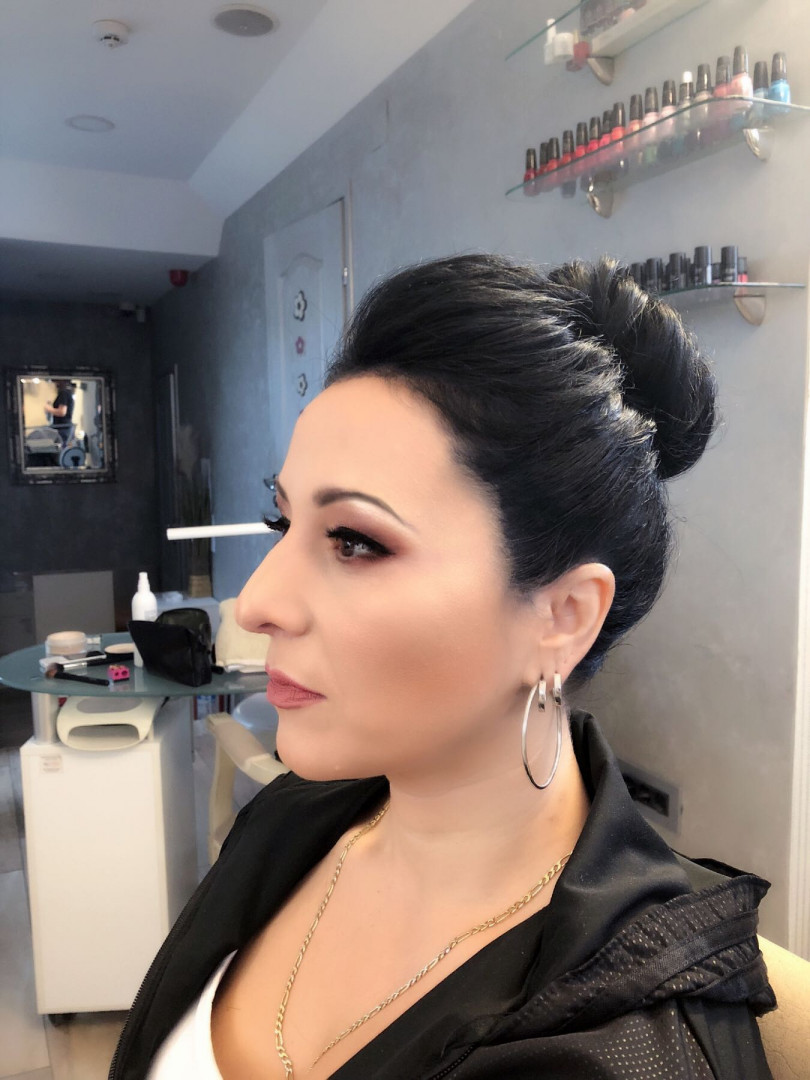 Bibi beauty centar #beograd Make-up / šminkanje Profesionalno šminkanje + veštačke trepavice