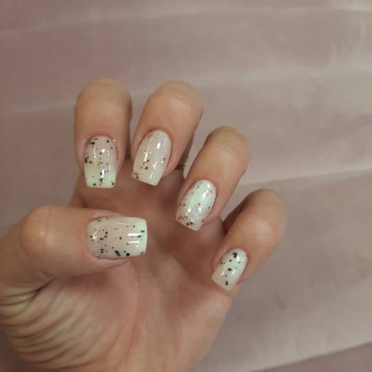 Grkinja Beauty Studio #krusevac Izlivanje noktiju Izlivanje noktiju gelom